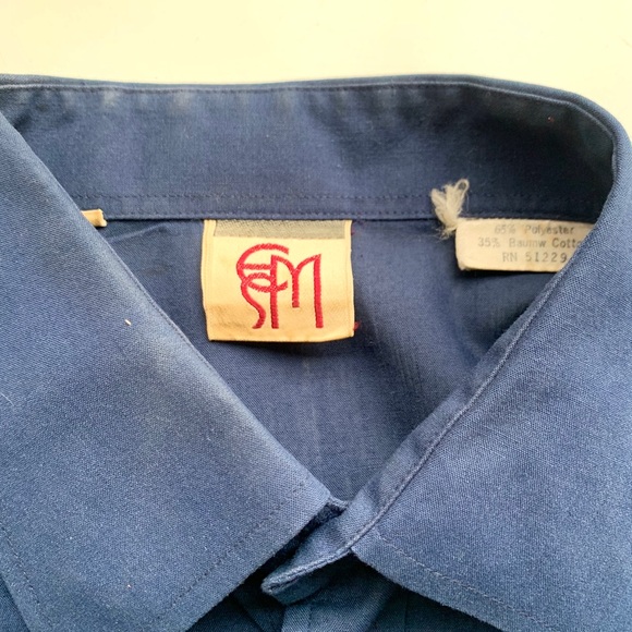 Vintage 70s sport shirt w color stripe down front - Picture 4 of 9